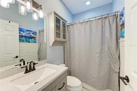 Bath - 8005 115th Ave E, Parrish, FL 34219 photo 4 of 6