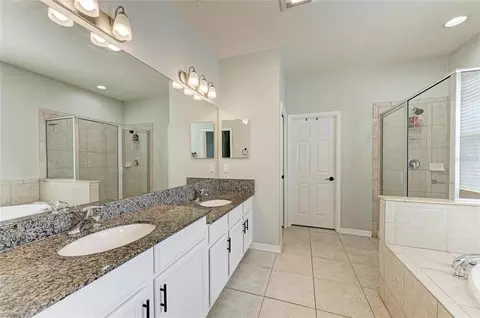 Bath - 8005 115th Ave E, Parrish, FL 34219 photo 1 of 6
