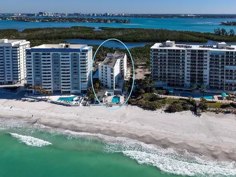 1770 Benjamin Franklin Dr #206, Sarasota, FL 34236