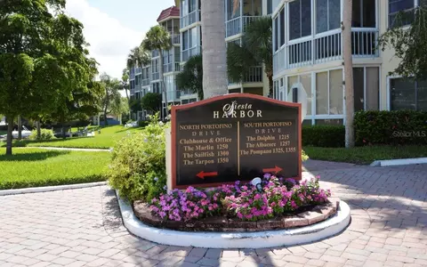 1257 S Portofino Dr #101, Sarasota, FL 34242