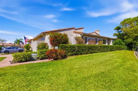 2326 Harbour Oaks Dr, Longboat Key, FL 34228