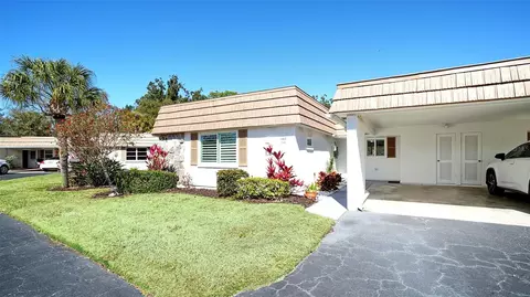 5469 Riverbluff Cir #42, Sarasota, FL 34231
