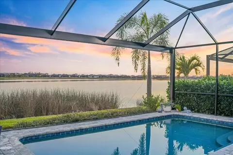 941 Crosswind Ave, Sarasota, FL 34240