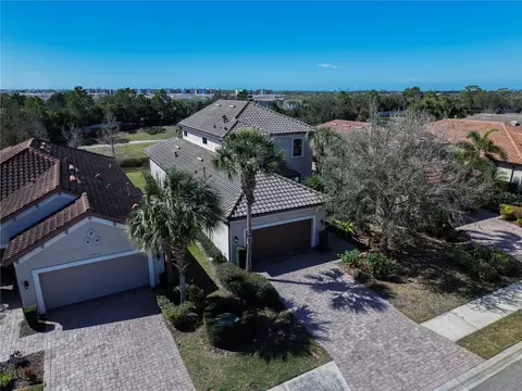 View/Area - 12822 Del Corso Loop, Bradenton, FL 34211 photo 1 of 4