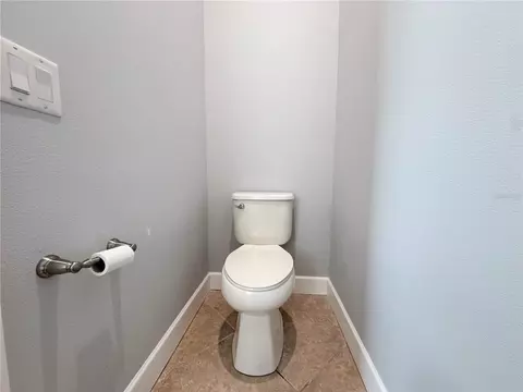 Bath - 12822 Del Corso Loop, Bradenton, FL 34211 photo 6 of 12