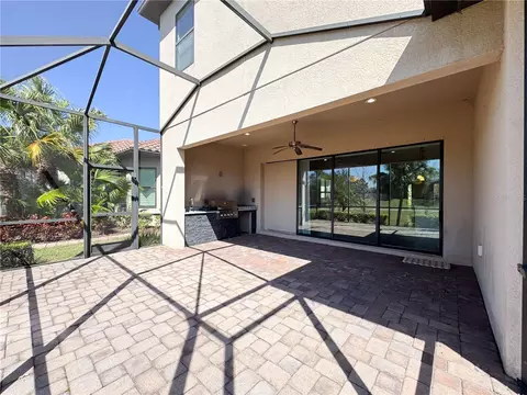 Exterior - 12822 Del Corso Loop, Bradenton, FL 34211 photo 4 of 5