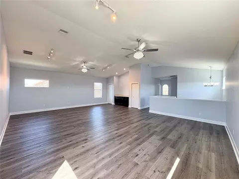 Living - 12822 Del Corso Loop, Bradenton, FL 34211 photo 5 of 6
