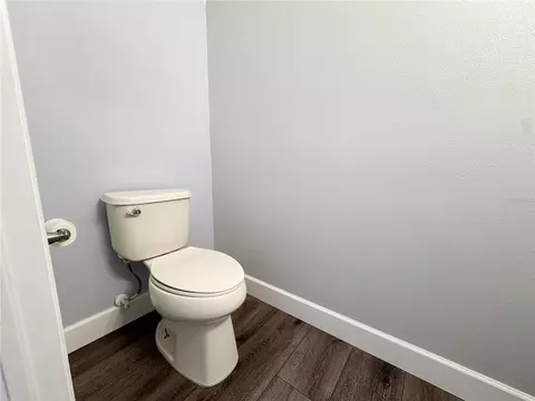 Bath - 12822 Del Corso Loop, Bradenton, FL 34211 photo 8 of 12