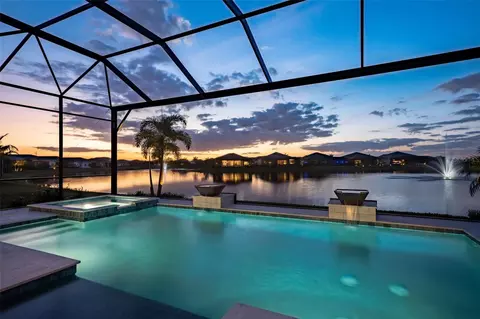 8122 Redonda Loop, Lakewood Ranch, FL 34202
