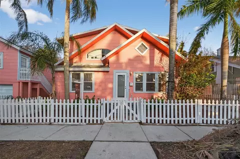 1017 8th St N, Saint Petersburg, FL 33701