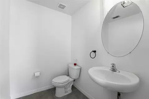 Bath - 10215 Charlotte Dr, Parrish, FL 34219 photo 1 of 4