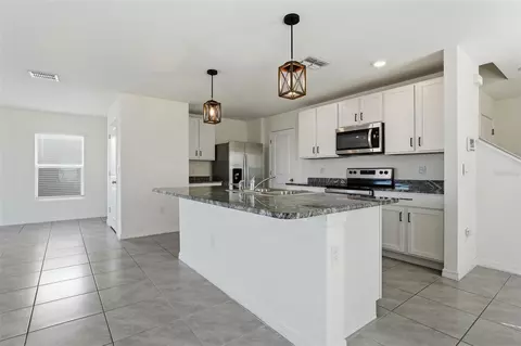 Kitchen - 10215 Charlotte Dr, Parrish, FL 34219 photo 2 of 6