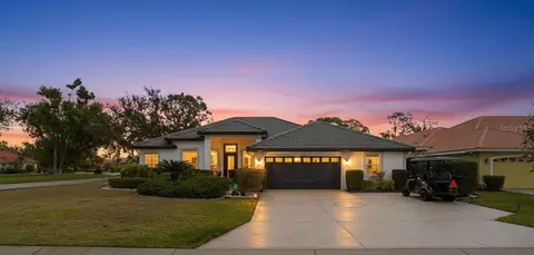 7215 Coachlight St, Sarasota, FL 34243