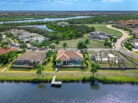 View/Area - 11708 Rive Isle Run, Parrish, FL 34219 photo 11 of 12