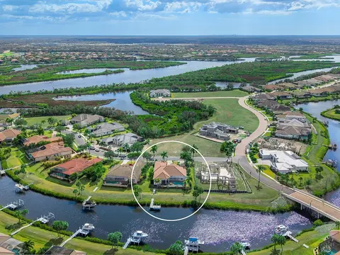 View/Area - 11708 Rive Isle Run, Parrish, FL 34219 photo 2 of 12