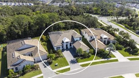 9296 Starry Night Ave, Sarasota, FL 34241