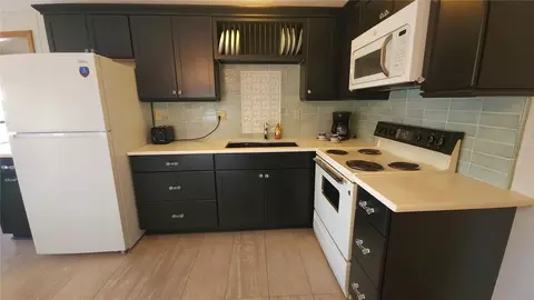 3300 26th Ave E #65, Bradenton, FL 34208 photo 7