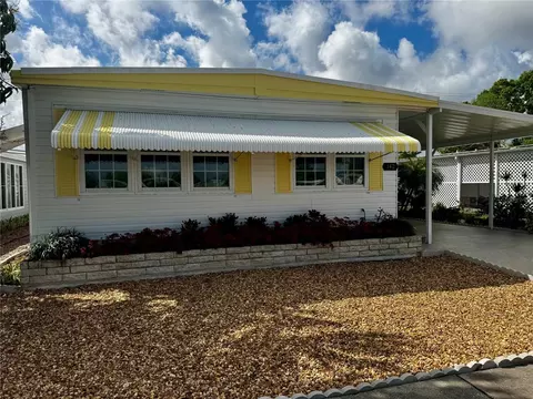 5619 Bayshore Rd #142, Palmetto, FL 34221