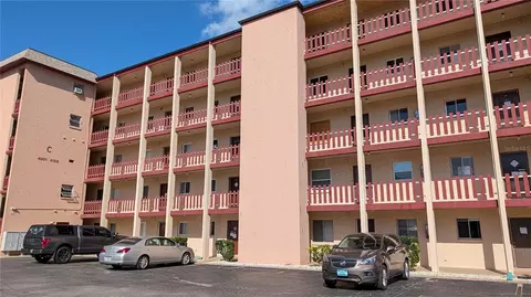 4087 Lake Bayshore Dr #312, Bradenton, FL 34205
