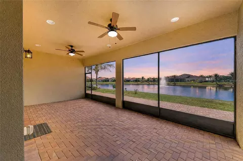 6927 Indus Valley Cir, Parrish, FL 34219 photo 2