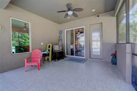 Exterior - 11447 57th St E, Parrish, FL 34219 photo 5 of 9