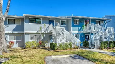 6033 34th St W #38, Bradenton, FL 34210