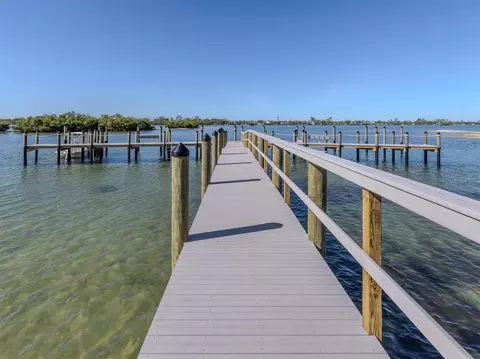 View/Area - 764 Sarabay Rd #8, Osprey, FL 34229 photo 9 of 22
