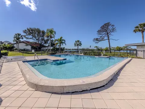 Exterior - 764 Sarabay Rd #8, Osprey, FL 34229 photo 12 of 14