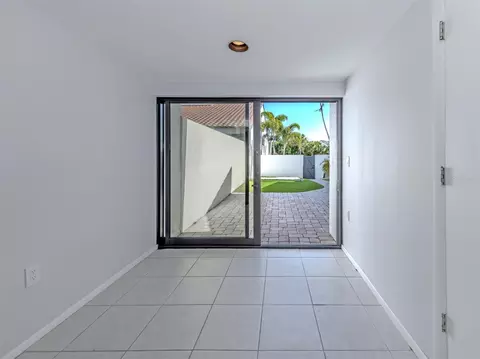 Other - 764 Sarabay Rd #8, Osprey, FL 34229 photo 2 of 12