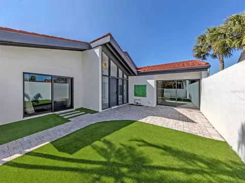 Exterior - 764 Sarabay Rd #8, Osprey, FL 34229 photo 3 of 14