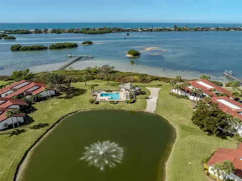 View/Area - 764 Sarabay Rd #8, Osprey, FL 34229 photo 15 of 22