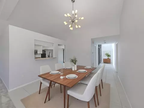 Dining - 764 Sarabay Rd #8, Osprey, FL 34229 photo 1 of 2