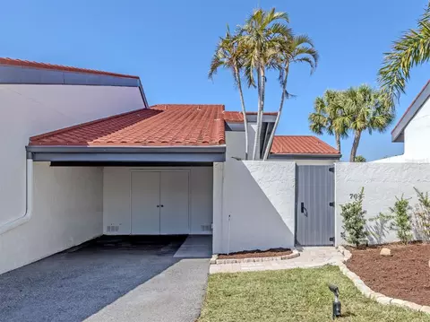 Exterior - 764 Sarabay Rd #8, Osprey, FL 34229 photo 1 of 14