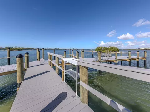 View/Area - 764 Sarabay Rd #8, Osprey, FL 34229 photo 10 of 22