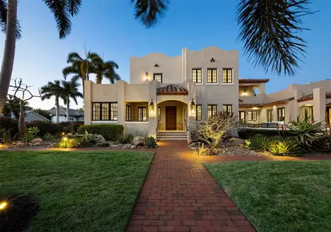 1905 Alta Vista St, Sarasota, FL 34236