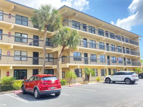 635 30th Ave W #F109, Bradenton, FL 34205