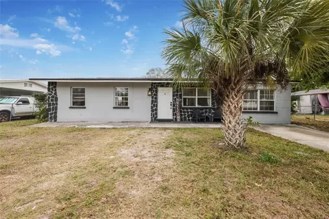 2415 18th Street Ct E, Bradenton, FL 34208