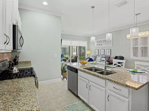 Kitchen - 2388 Datura Loop, Saint Cloud, FL 34772 photo 4 of 5