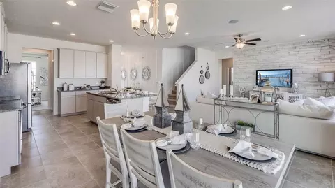 Dining - 10710 Robbit Grove Trl, Parrish, FL 34219 photo 2 of 2