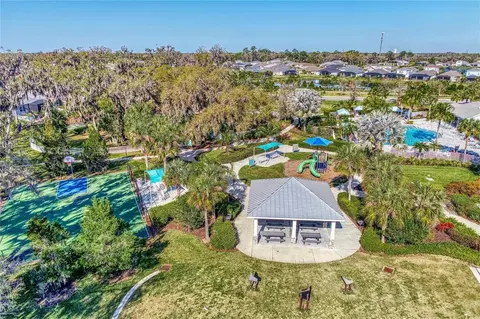 View/Area - 10934 Sand Pine Ln, Parrish, FL 34219 photo 9 of 15