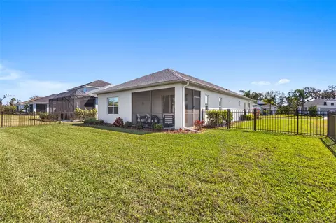 Exterior - 10934 Sand Pine Ln, Parrish, FL 34219 photo 10 of 23
