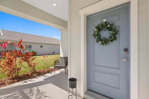 Exterior - 10934 Sand Pine Ln, Parrish, FL 34219 photo 6 of 23