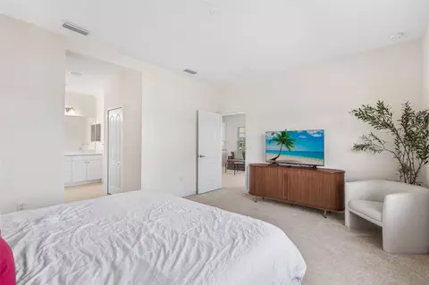 Bedroom - 10934 Sand Pine Ln, Parrish, FL 34219 photo 3 of 7