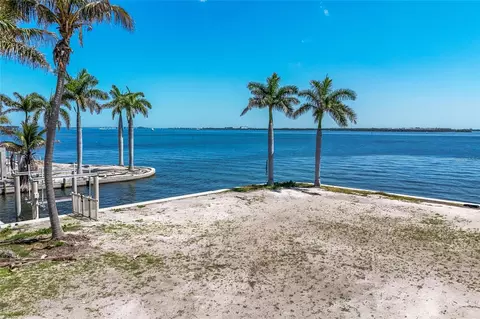 407 20th Pl, Bradenton Beach, FL 34217