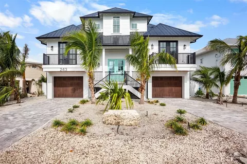 243 S Harbor Dr, Holmes Beach, FL 34217