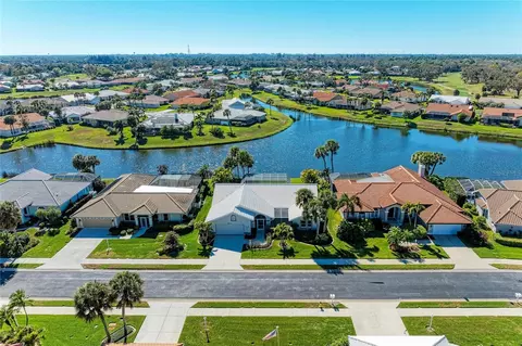 1679 Valley Dr, Venice, FL 34292