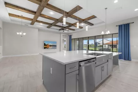 Kitchen - 8217 Liebton Pl, Parrish, FL 34219 photo 5 of 6