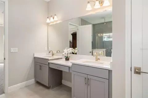 Bath - 8217 Liebton Pl, Parrish, FL 34219 photo 3 of 9
