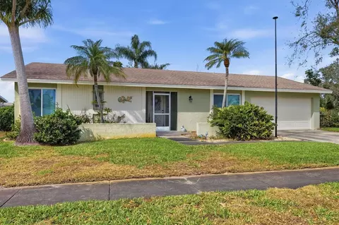3102 40th St W, Bradenton, FL 34205