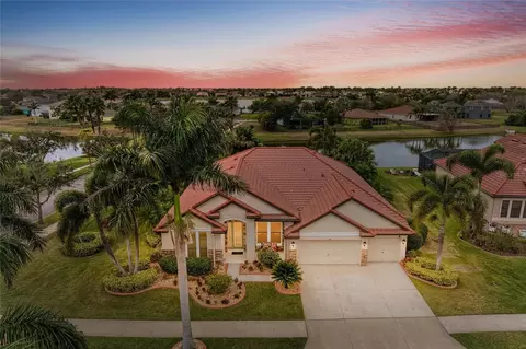 View/Area - 302 Cockle Shell Loop, Apollo Beach, FL 33572 photo 7 of 15